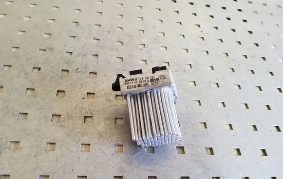 BMW X3 E83 Other devices 64116920365