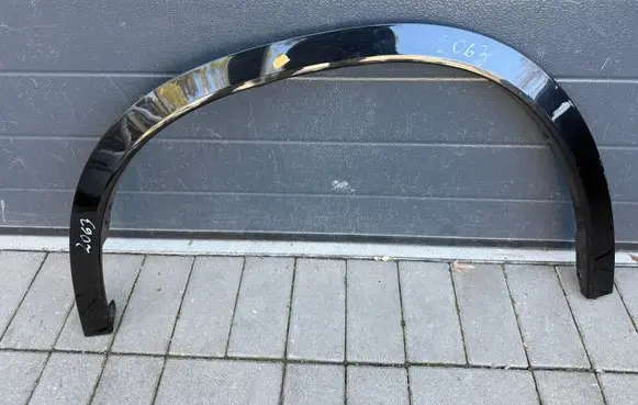BMW X1 U11 Front arch trim 16523410