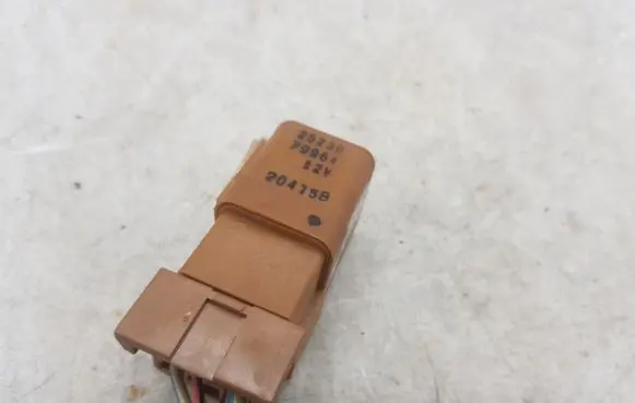 Nissan Primera Other relay 2523079964