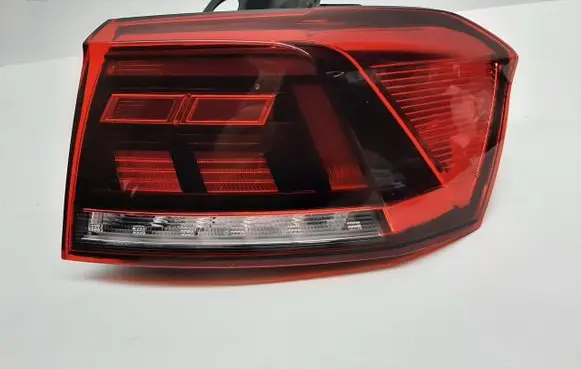 Volkswagen PASSAT B8 Rear/tail lights 3G9945096G