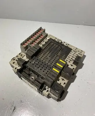 Volvo S60 Fuse box set 8688153 02W241 8645729