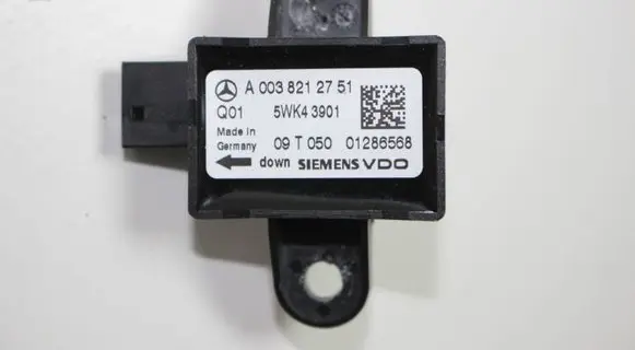 Mercedes-Benz S W221 Airbag deployment crash/impact sensor A0038212751 01286568 5WK43901