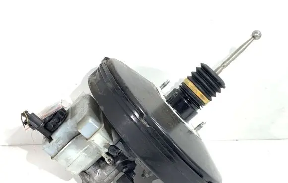 Seat Alhambra (Mk2) Brake booster 5N1614105C