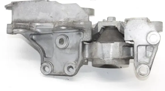 Nissan Qashqai Other engine bay part