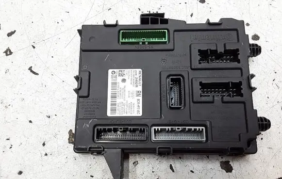 Renault Kadjar Engine control unit/module 284b12492r