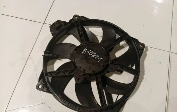 Renault Scenic III - Grand scenic III Radiator cooling fan shroud