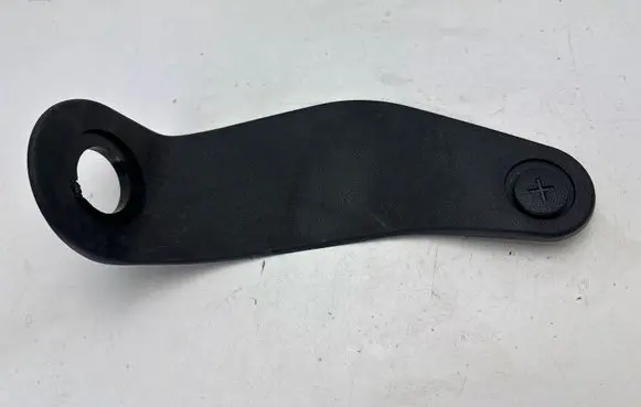 Subaru Outback (BT) Floor mat clip fixing clamp 36051FL010