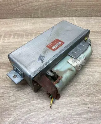 Audi 80 90 S2 B4 ABS control unit/module 4A0907379A 0265100056 WITHPLUG