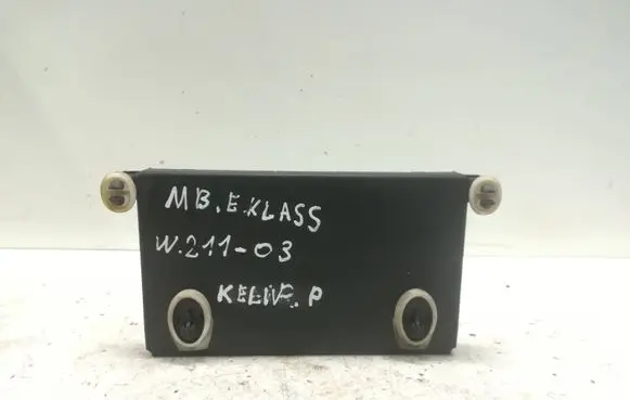 Mercedes-Benz E W211 Door control unit/module 2118201685 355556