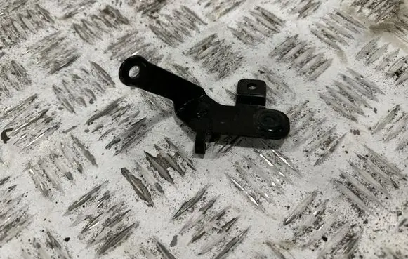 Chevrolet Corvette C8 Fender mounting bracket