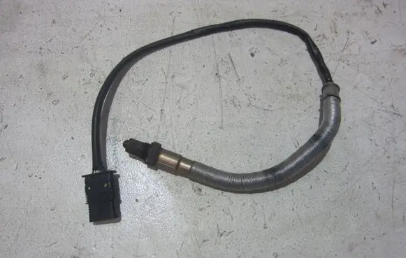 BMW X3 F25 Lambda probe sensor 7589476
