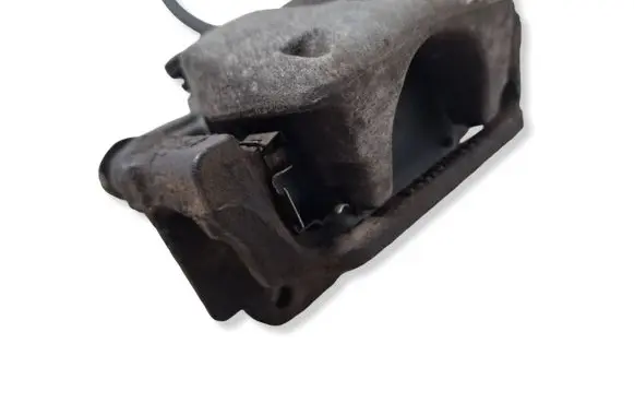 Toyota Corolla Verso AR10 Rear brake caliper 