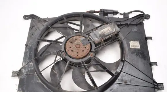 Volvo V70 Electric radiator cooling fan 30680512