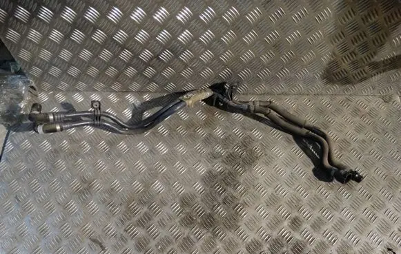 Porsche Taycan 9J1 Engine coolant pipe/hose