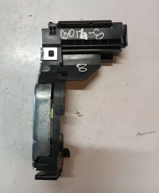 Volvo XC70 Seat back rest lock catch 30761355