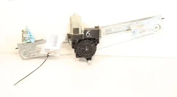 Fiat Doblo Rear window lifting mechanism without motor