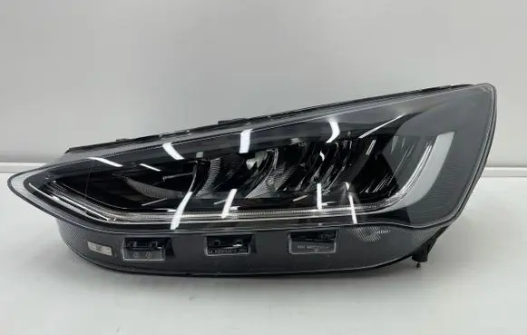 Ford Focus Headlight/headlamp NX7B13E015CF