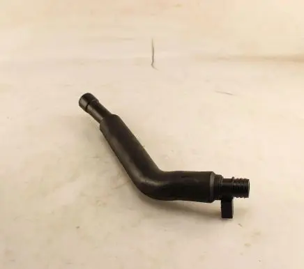 Mercedes-Benz Sprinter W906 Breather hose/pipe A6510100882