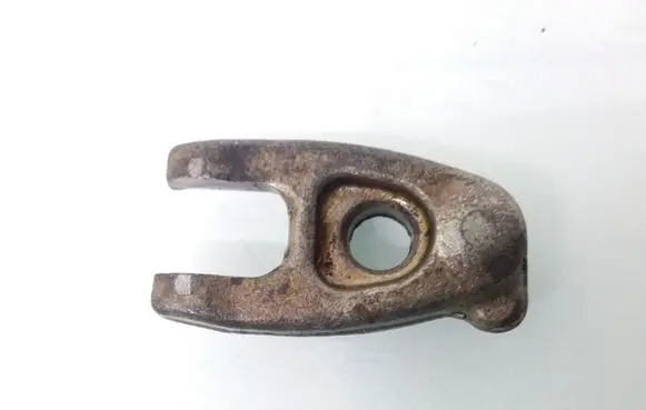 Nissan Qashqai Fuel Injector clamp holder