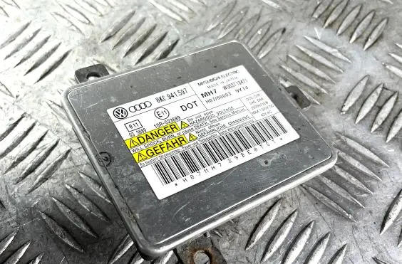 Audi Q5 SQ5 Headlight ballast module Xenon 8K0941597