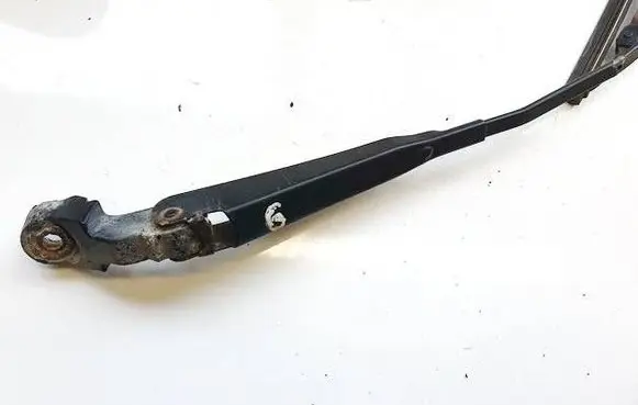 Honda FR-V Rear wiper blade arm