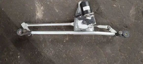 BMW X5 E53 Front wiper linkage and motor 7111536