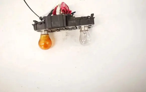 Seat Cordoba (6K) Tail light bulb cover holder