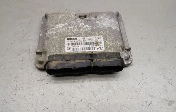 Opel Zafira A Engine control unit/module 0281010268 24417169