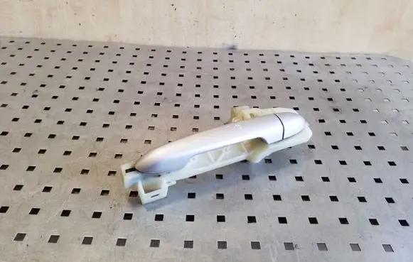 Rear door exterior handle