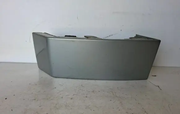 Volvo XC90 Rear/tail light trim molding 8620819