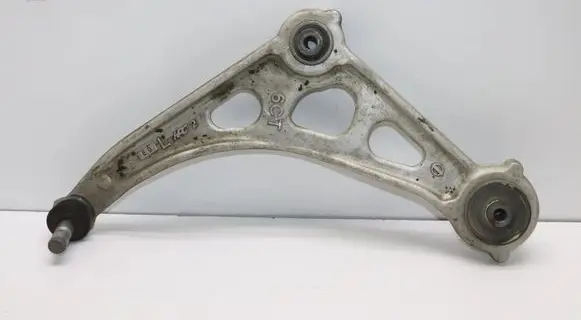 Nissan Altima Front lower control arm/wishbone 000000