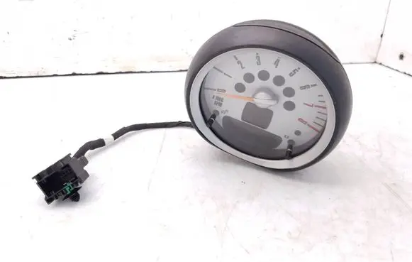 Mini One - Cooper Clubman R55 Tachometer 9201390 BM0505041