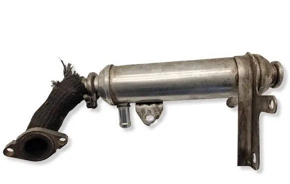 Opel Zafira B EGR valve cooler 55203716