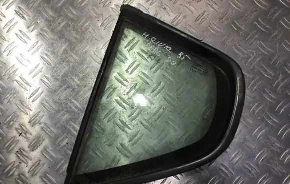 Honda Civic Rear side window
