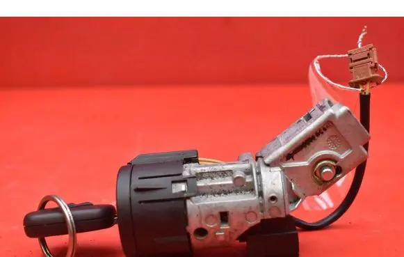 Citroen Berlingo Ignition lock N0502455