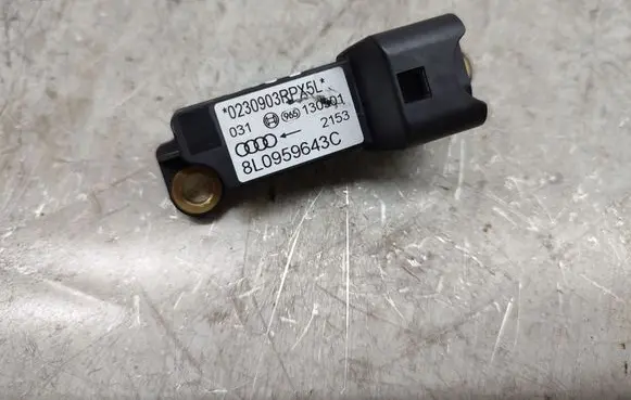 Audi A3 S3 8L Airbag deployment crash/impact sensor 8L0959643C