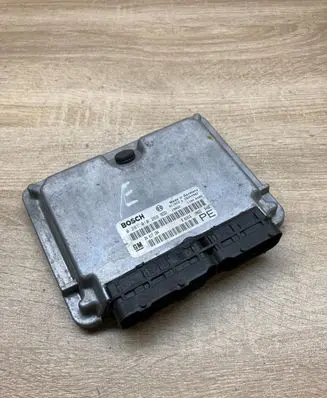 Opel Vectra B Engine control unit/module ECU 24417194 0281010269