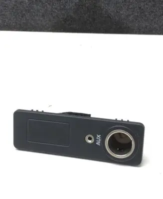 Jaguar XF AUX in-socket connector 8X2319C166 30657961