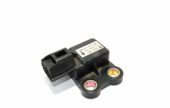 Mitsubishi Pajero Airbag deployment crash/impact sensor MR475078