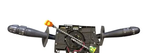 Renault Clio II Wiper turn signal indicator stalk/switch 8200058670