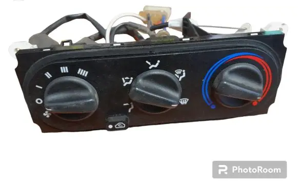 Hyundai Pony Climate control unit