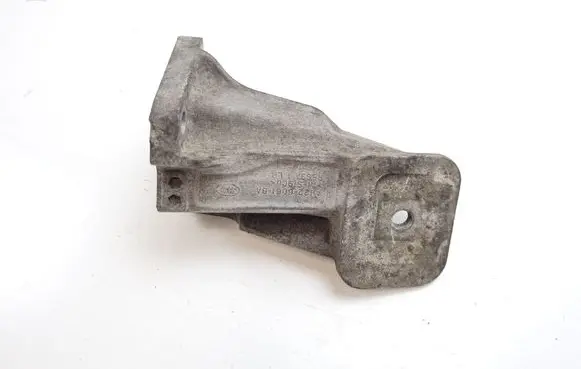 Land Rover Range Rover Sport L320 Engine mounting bracket AH226061BA