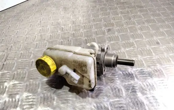 Skoda Fabia Mk2 (5J) Master brake cylinder