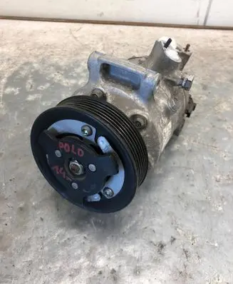 Volkswagen Polo V 6R Air conditioning (A/C) compressor (pump) 5Q0820803E