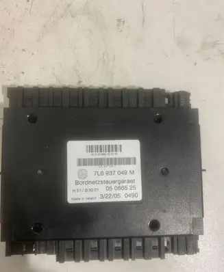 Volkswagen Touareg I Comfort/convenience module 7L6937049M 05066525 H51S3001