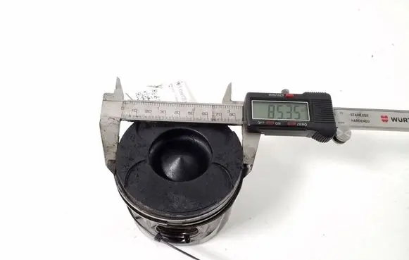 Mercedes-Benz S W220 Piston with connecting rod 