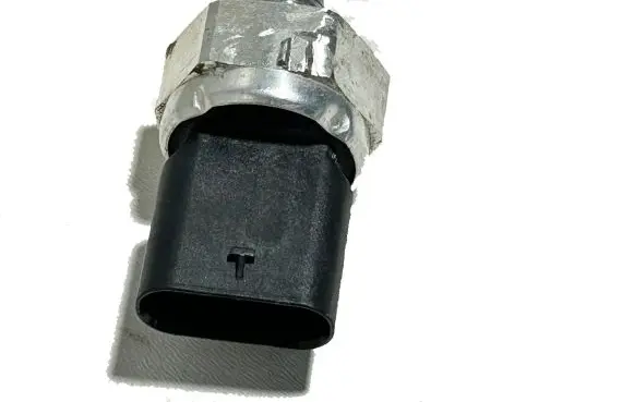 Volkswagen Golf VII Air conditioning (A/C) pressure sensor 4M0959603C 20378