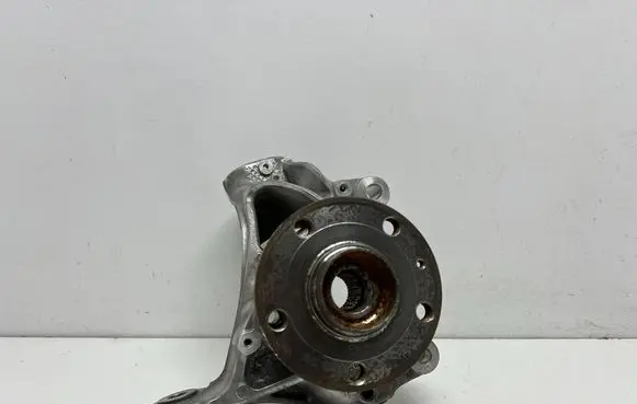 Volkswagen Touran II Front wheel hub spindle knuckle 5Q0407258C