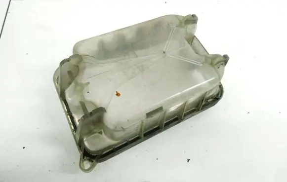 Skoda Octavia Mk2 (1Z) Headlight/headlamp dust cover VP4SHX13K046AA VP4SHX-13K046-AA