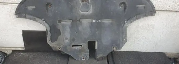 KIA Sportage Engine splash shield/under tray